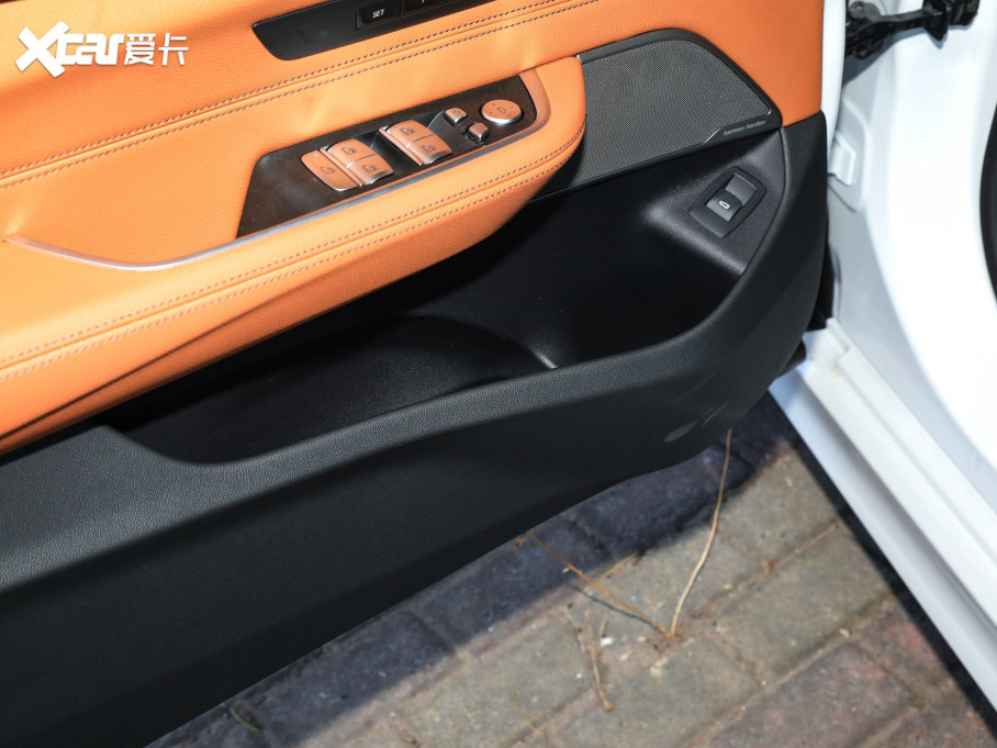 2022R6ϵGT 630i M\b