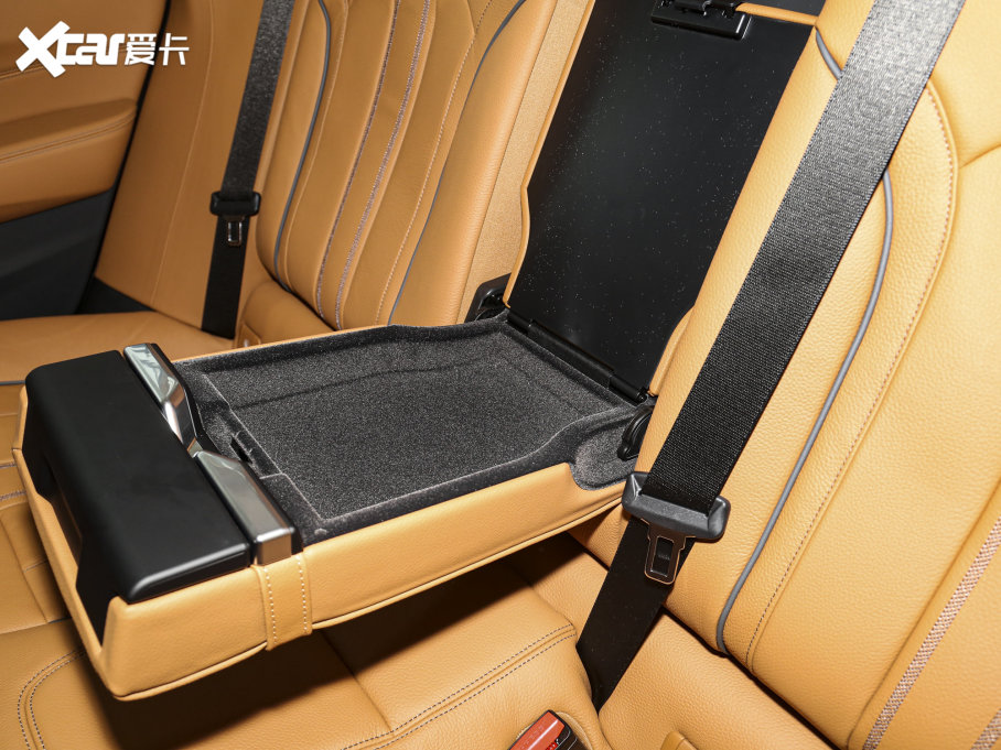 2022R6ϵGT 630i AOӋb