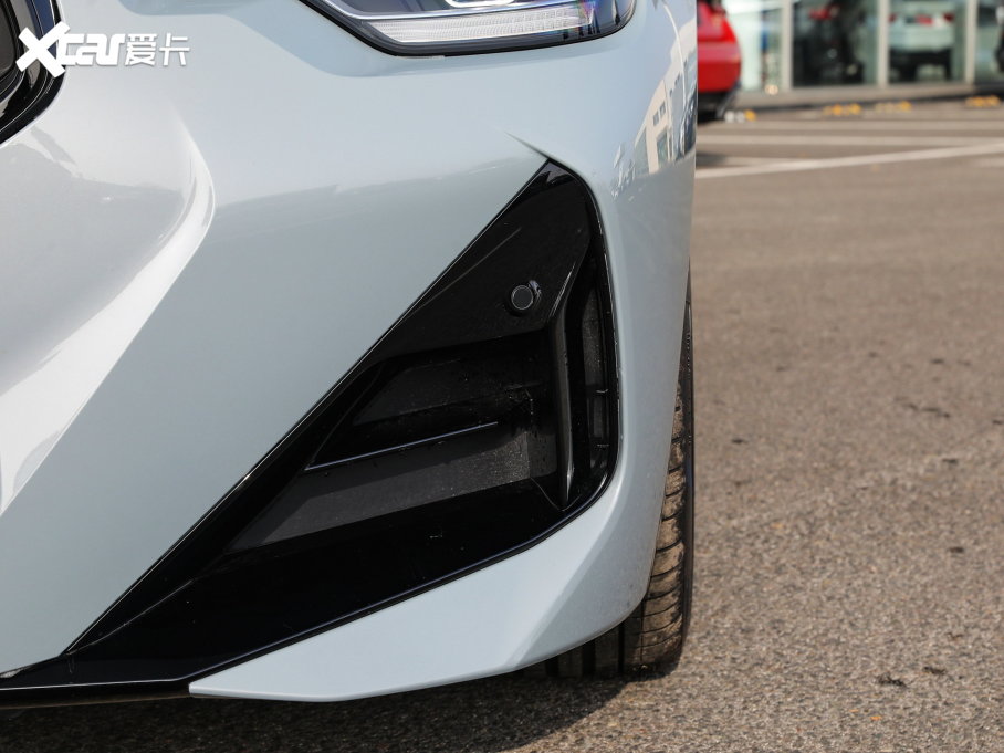 2023R2ϵpT 225i M\ҹb