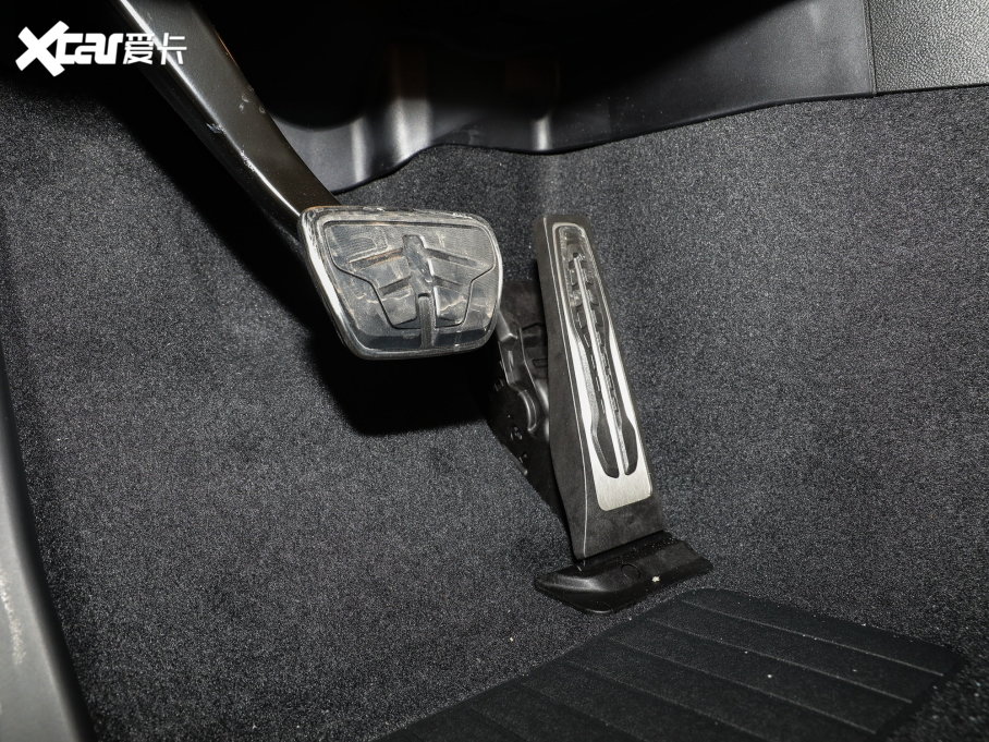 2023R2ϵpT 225i M\ҹb