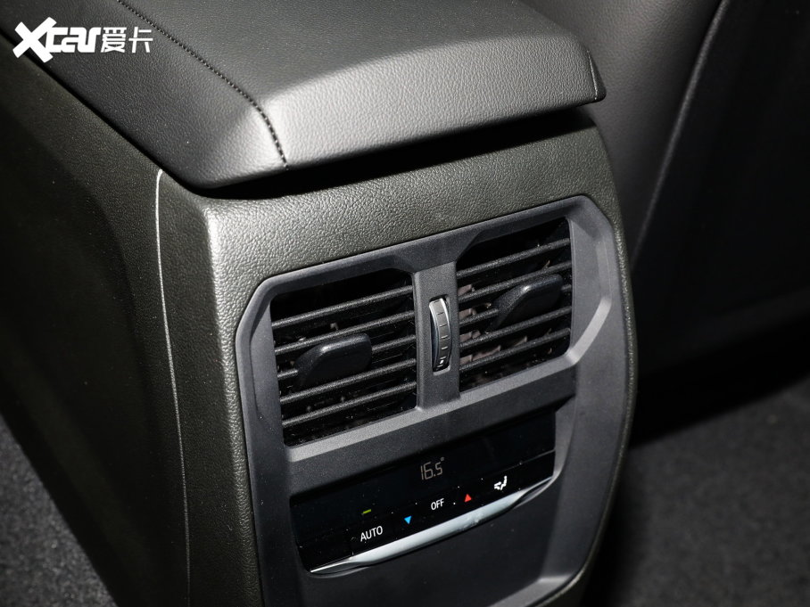 2023R2ϵpT 225i M\ҹb