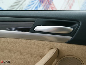 2009款xDrive4.8i 豪华版 空间座椅