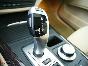 2009xDrive4.8i A п؅^