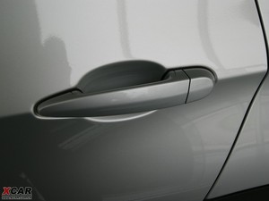 2009款xDrive4.8i 豪华版 主驾门拉手
