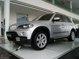 2009款xDrive4.8i 豪华版 整体外观