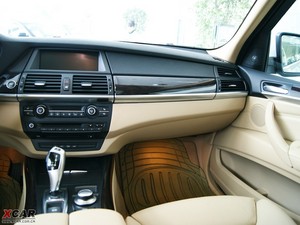 2009xDrive4.8i A п؅^