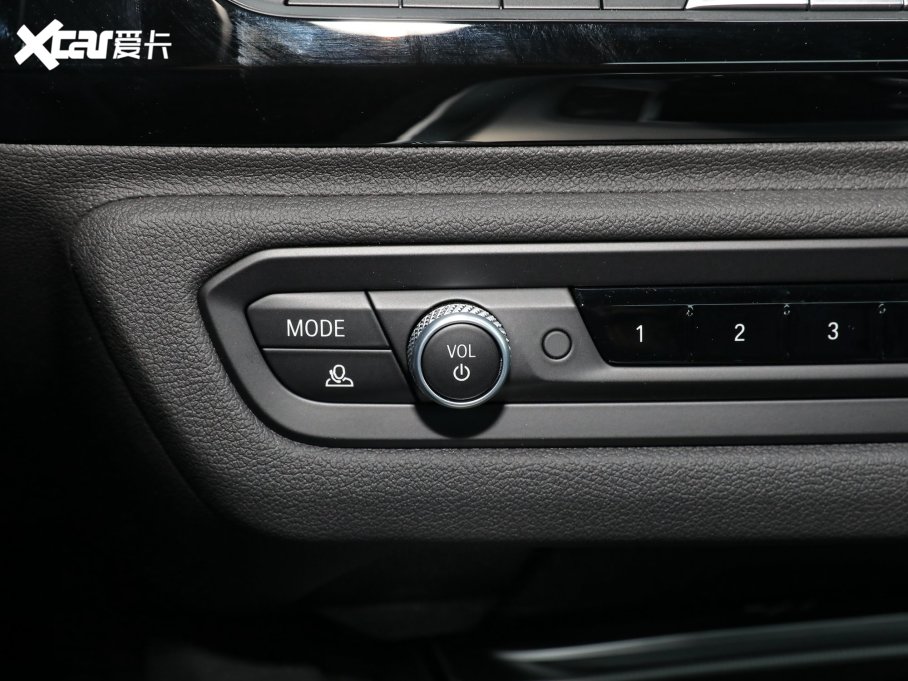 2023RZ4 sDrive 25i M\ҹb