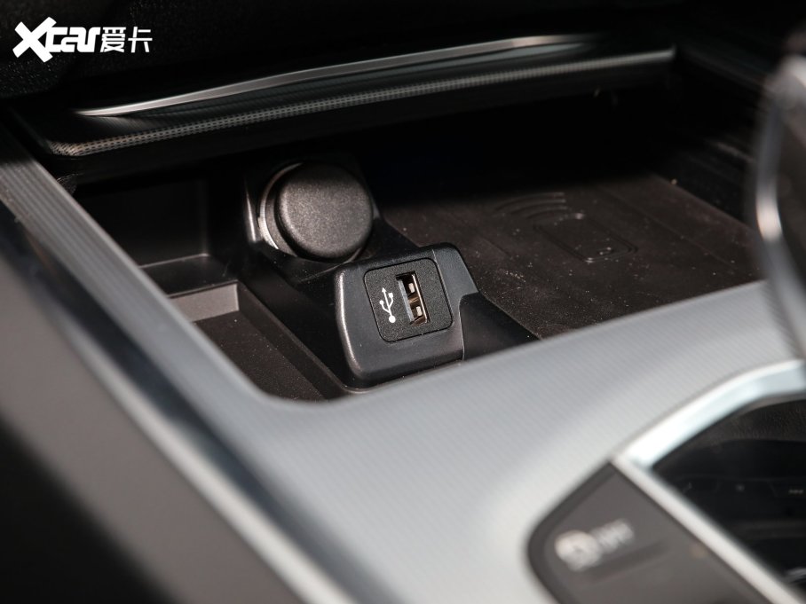 2023RZ4 sDrive 25i M\(yn)(dng)ҹb