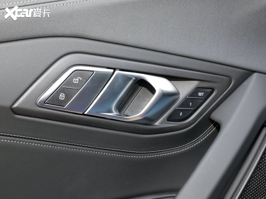 2023RZ4 sDrive 25i M\ҹb