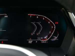 2023sDrive 25i M\ҹb п؅^(q)