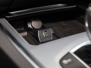 2023sDrive 25i M\ҹb п؅^(q)