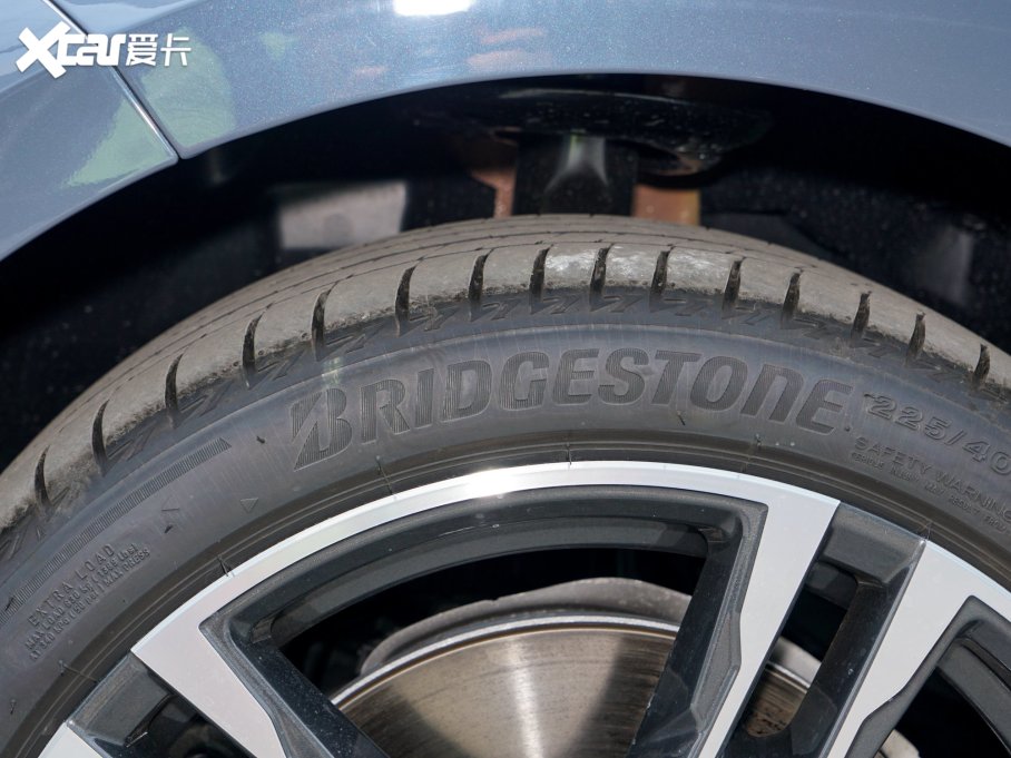 2023��R2ϵ���M(j��n)�ڣ� 225i ���T�I��܇ M�\(y��n)�����b