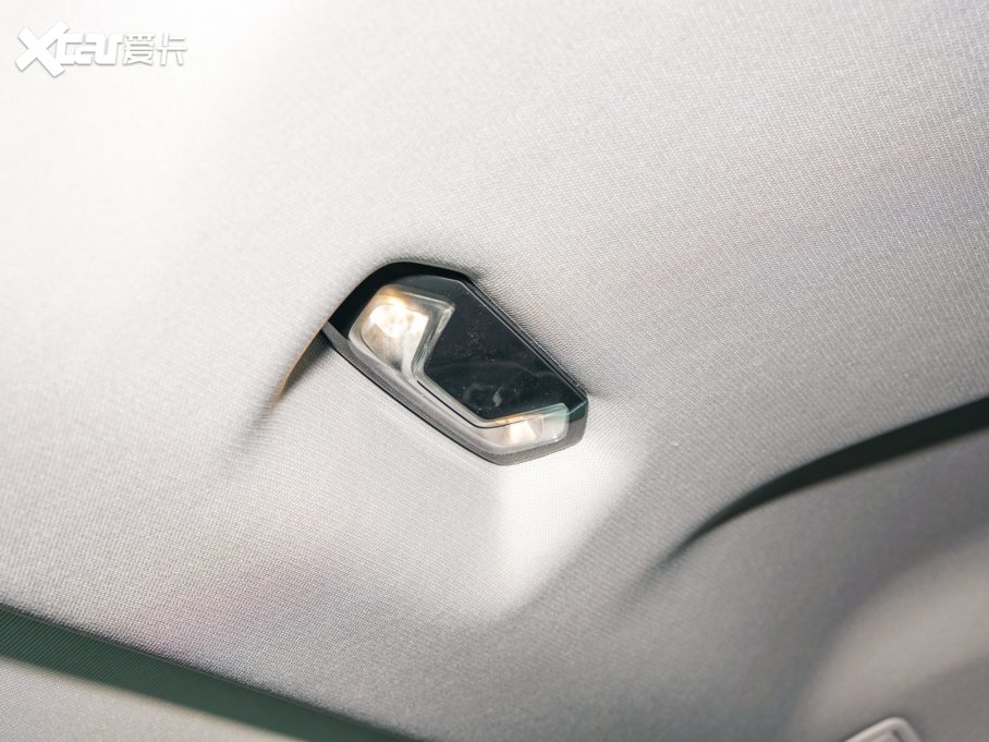 2023R2ϵMڣ 225i TI܇ M\b