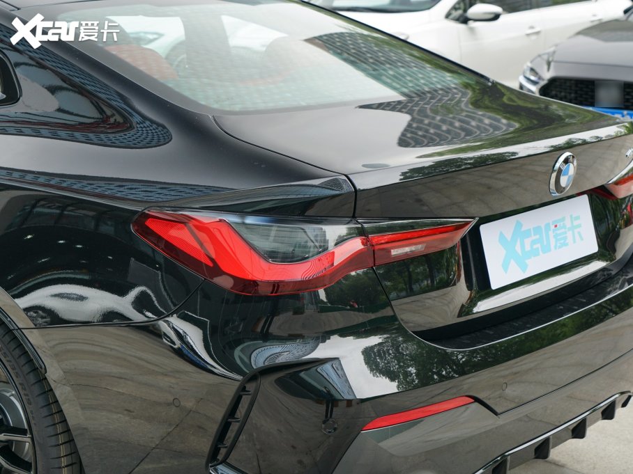 2023��R4ϵ 425i M�\(y��n)��(d��ng)��ҹ���b