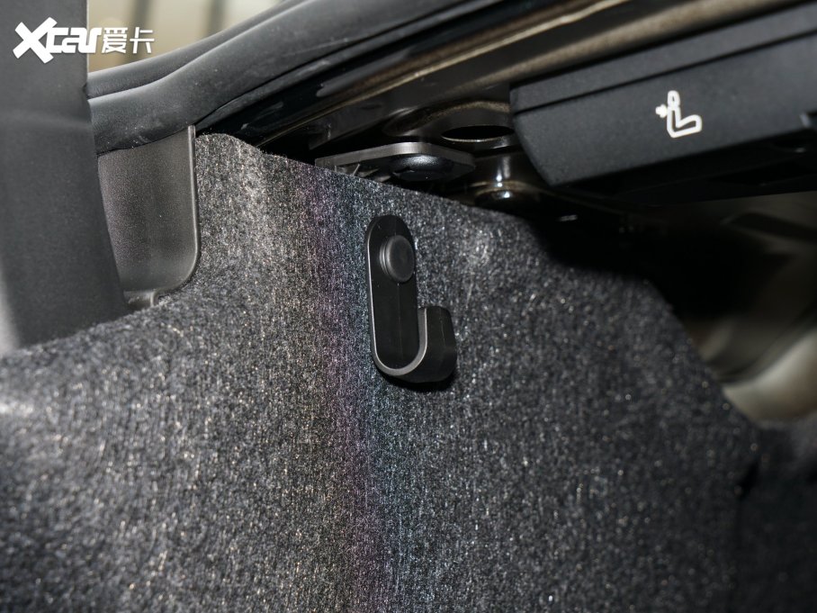 2023��R4ϵ 425i M�\����ҹ���b