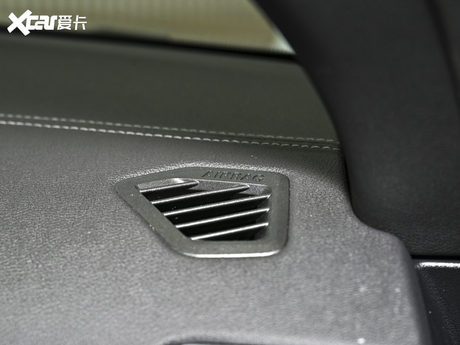 2023R4ϵ 425i M\b