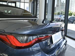 2023425i M\(yn)(dng)b (x)(ji)^