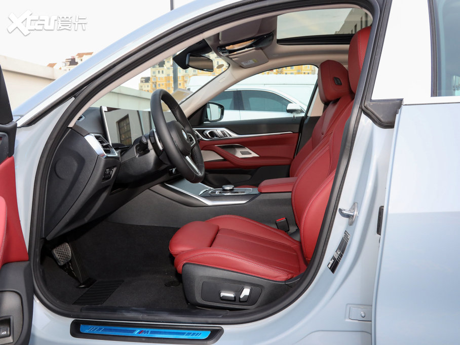 2023R4ϵT 425i Gran Coupe M\b