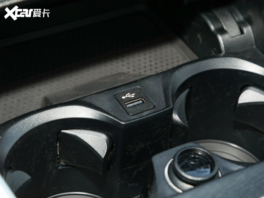 2023R4ϵT 425i Gran Coupe M\b