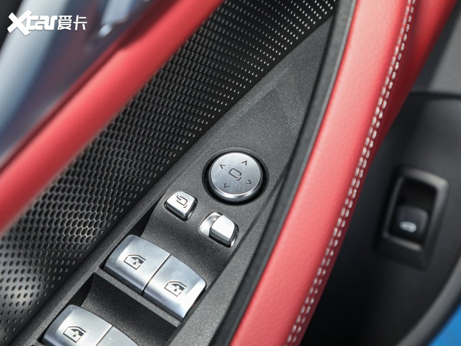 2023R4ϵT 425i Gran Coupe M\b