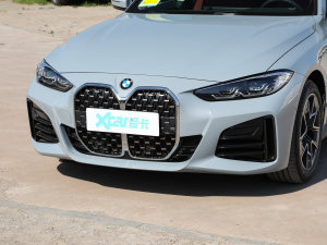 2023425i Gran Coupe M\b ^