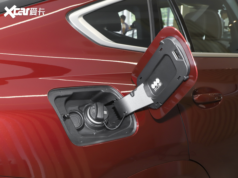 2023RX6 xDrive40i  M\b