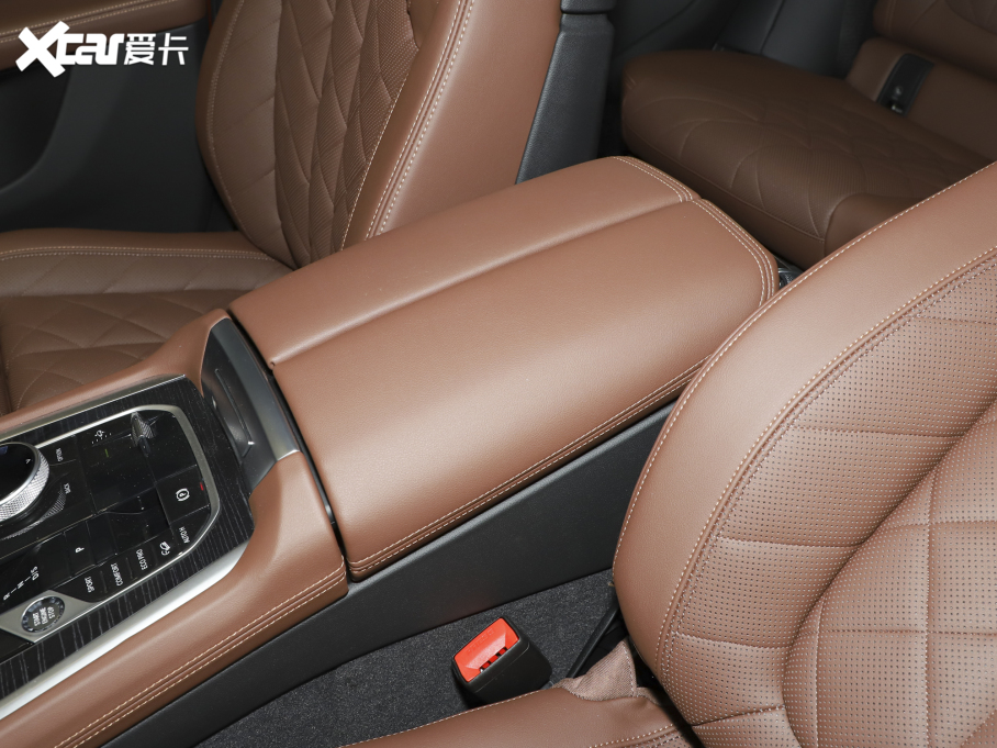 2023RX6 xDrive40i  M\(yn)(dng)b