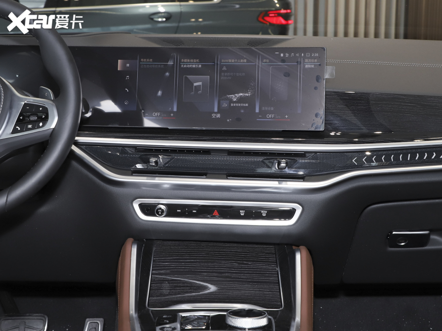 2023RX6 xDrive40i  M\b