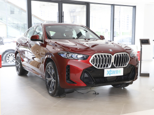 2023xDrive40i  M˶װ ǰ45