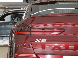 2023xDrive40i  M\(yn)(dng)b (x)(ji)^