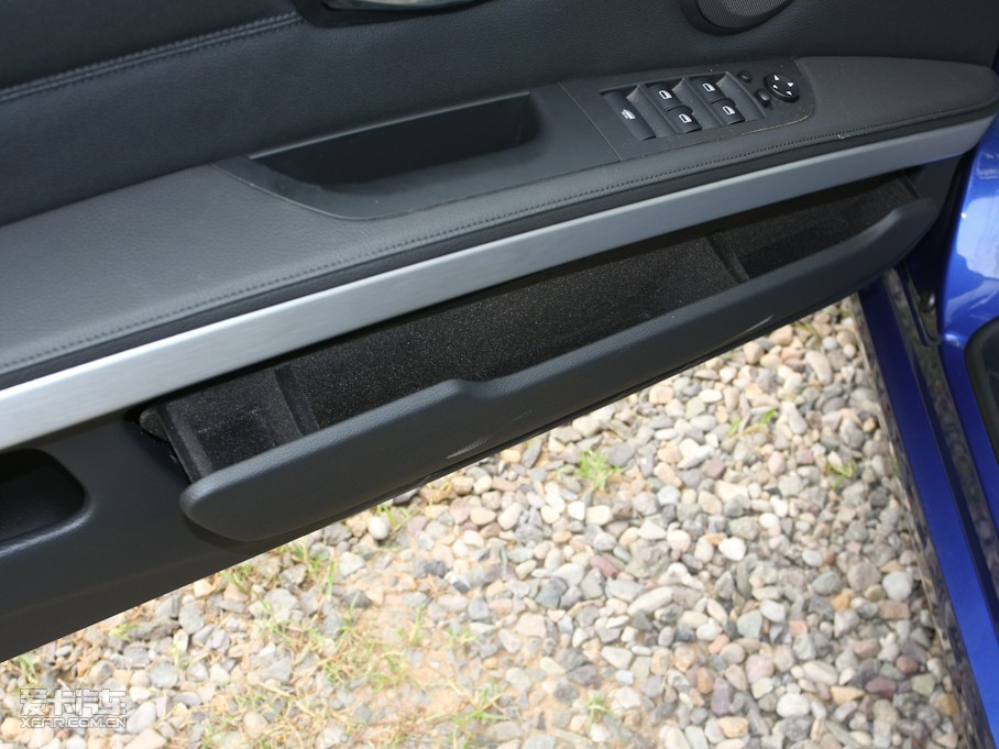 2011R3ϵ 325i I܇