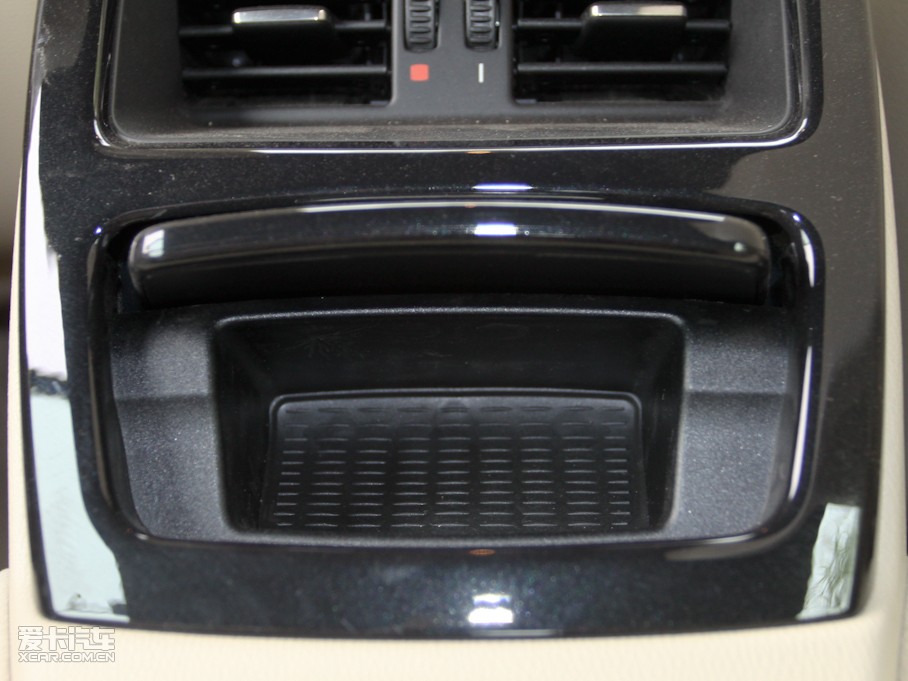 2011R3ϵ 320i I܇