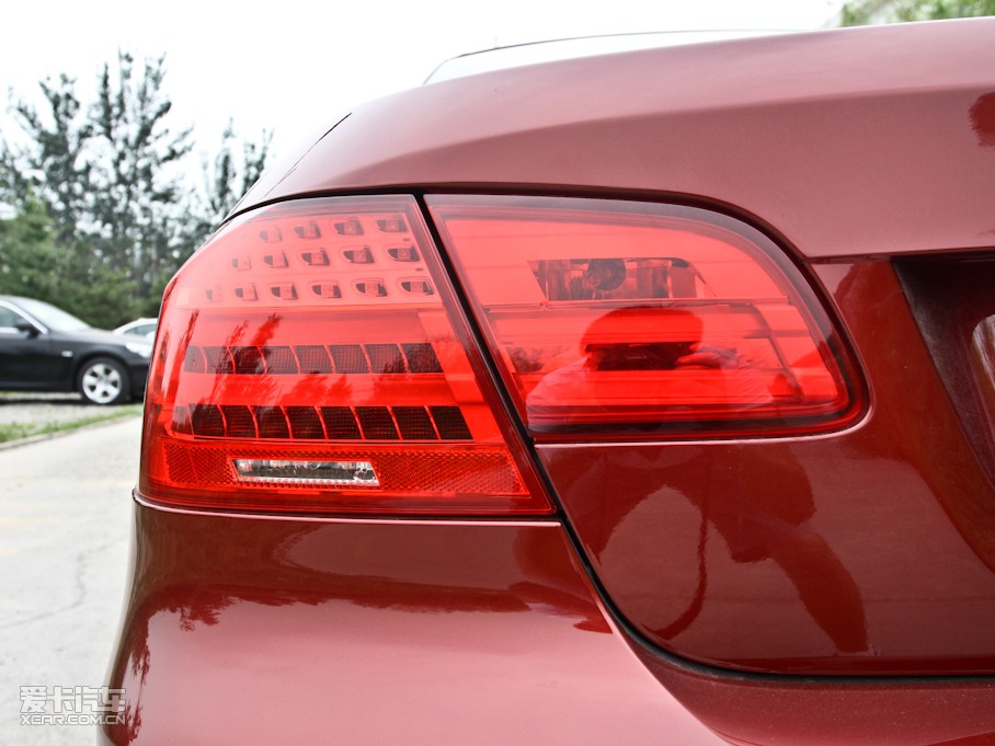 2011��R3ϵ���� 330i �����I��܇