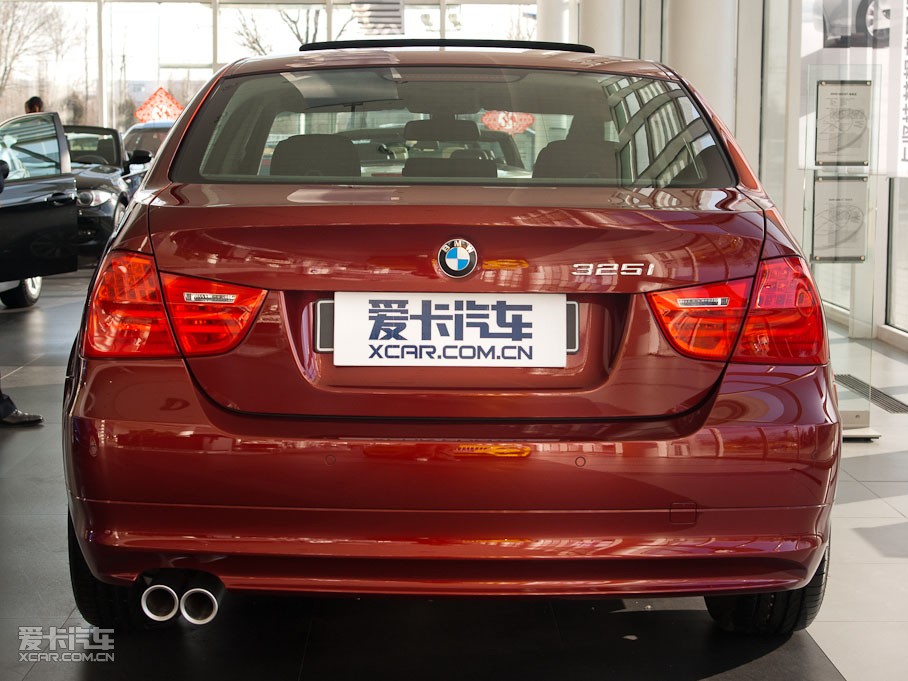 2011R3ϵT 325i քӵŰ