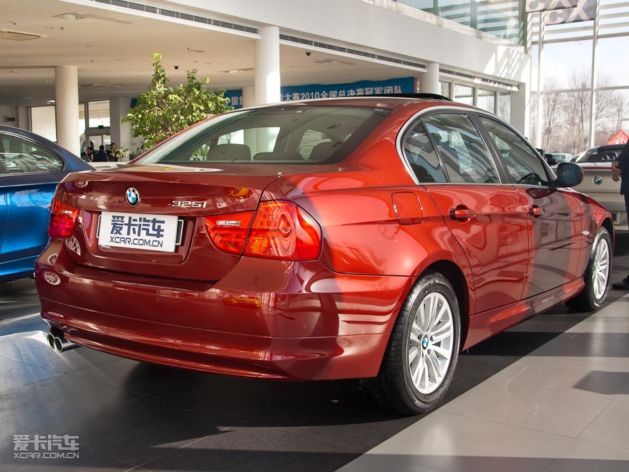 2011R3ϵT 325i քӵŰ