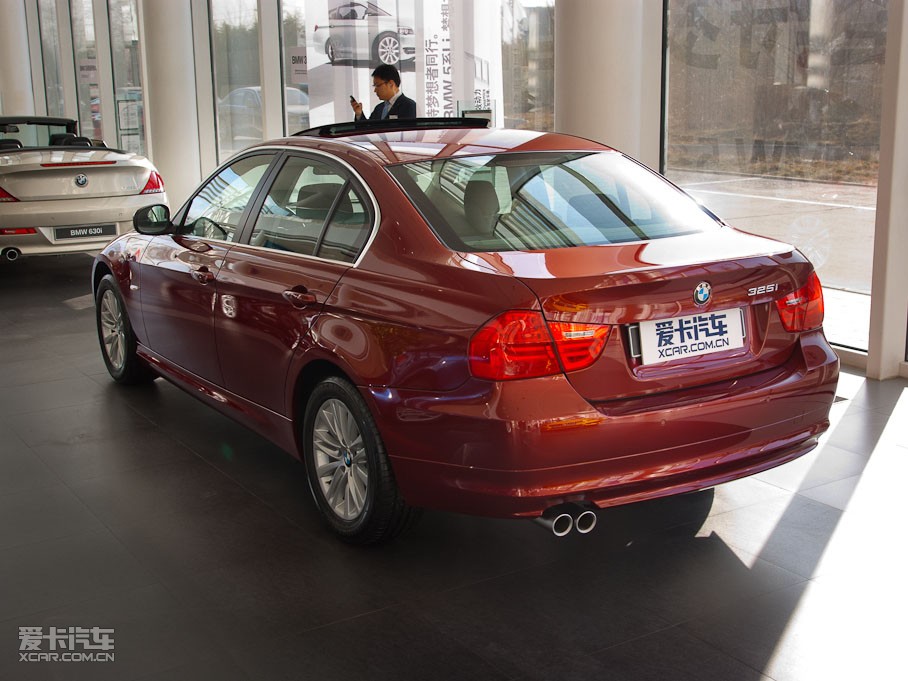 2011R3ϵT 325i քӵŰ