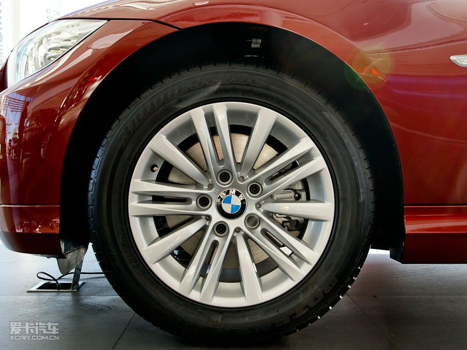 2011R3ϵT 325i քӵŰ