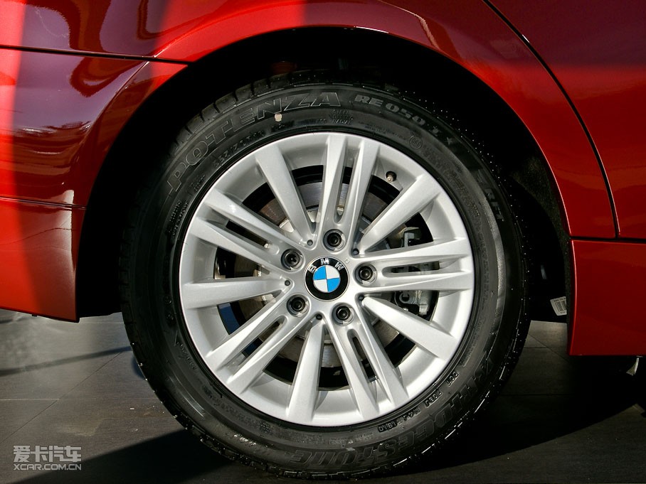 2011R3ϵT(mn) 325i ք(dng)Ű