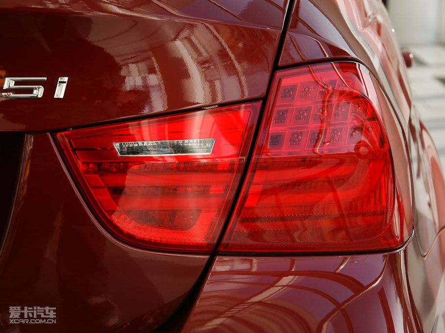 2011R3ϵT 325i քӵŰ