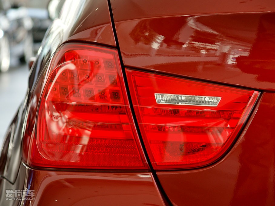 2011R3ϵT 325i քӵŰ