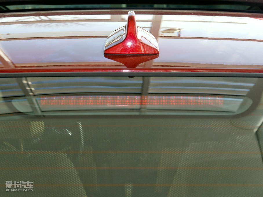 2011R3ϵT 325i քӵŰ