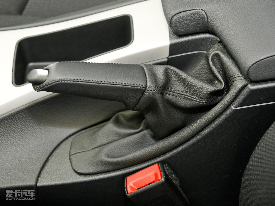 2011R3ϵT 325i քӵŰ