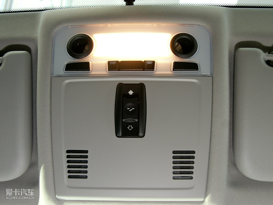 2011R3ϵT 325i քӵŰ