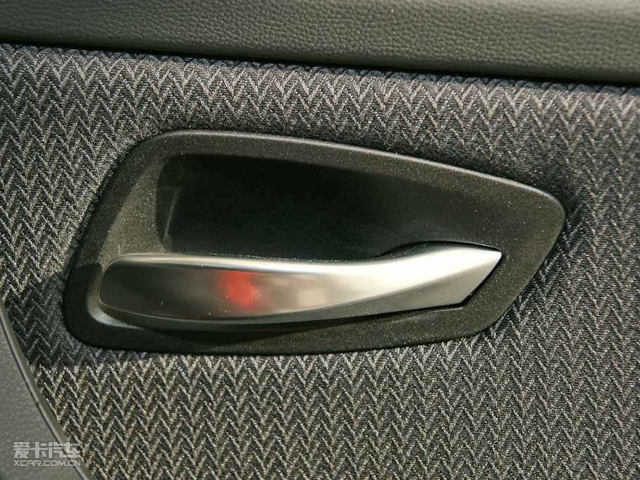 2011R3ϵT 325i քӵŰ