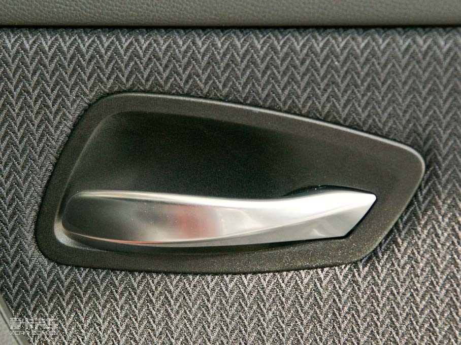 2011R3ϵT 325i քӵŰ