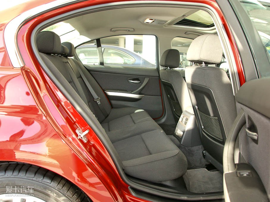 2011R3ϵT 325i քӵŰ