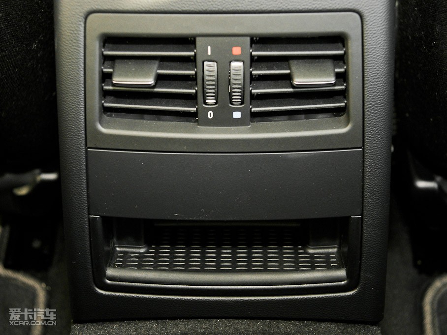 2011R3ϵT 325i քӵŰ