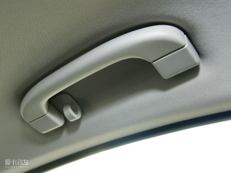 2011R3ϵT 325i քӵŰ