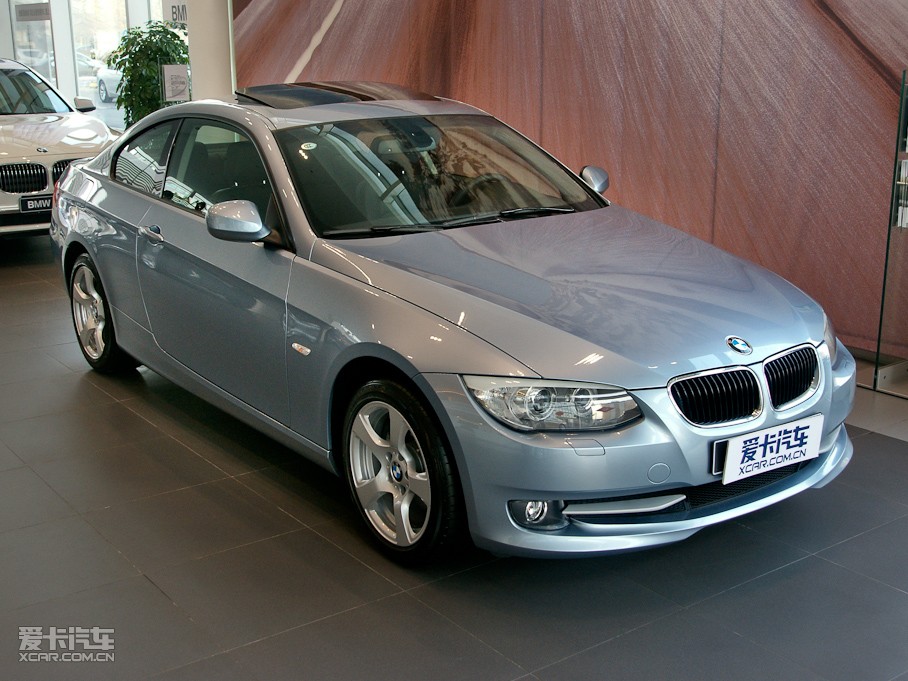 2011R3ϵpT(mn) 320i pT(mn)I܇(ch)