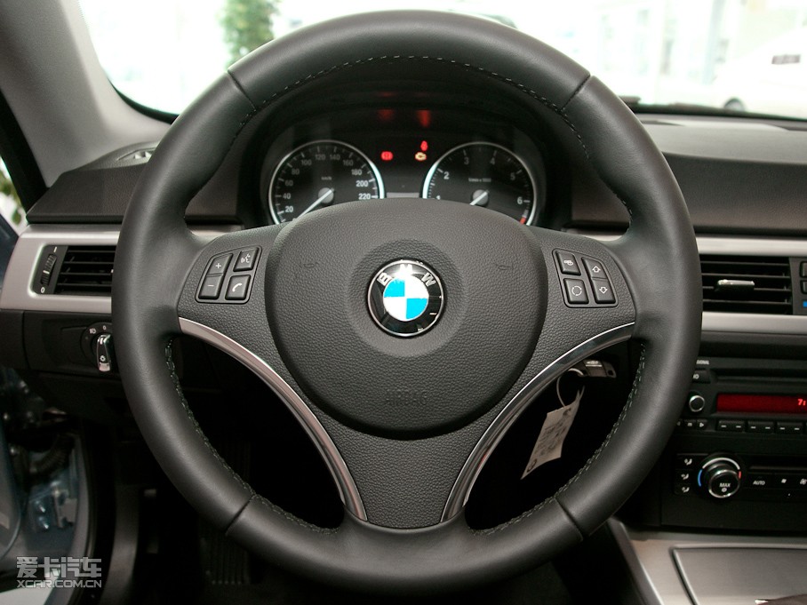 2011R3ϵpT 320i pTI܇